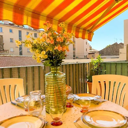 Apartment T2 Sur Le Port De Avec Garage Sanary-sur-Mer